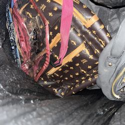 Multiple Different Endless Backpacks