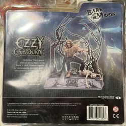 Ozzy Bark At The Moon Figure 