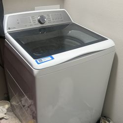 Washer Dryer Set Dryer Never Used (gas Dryer) 400
