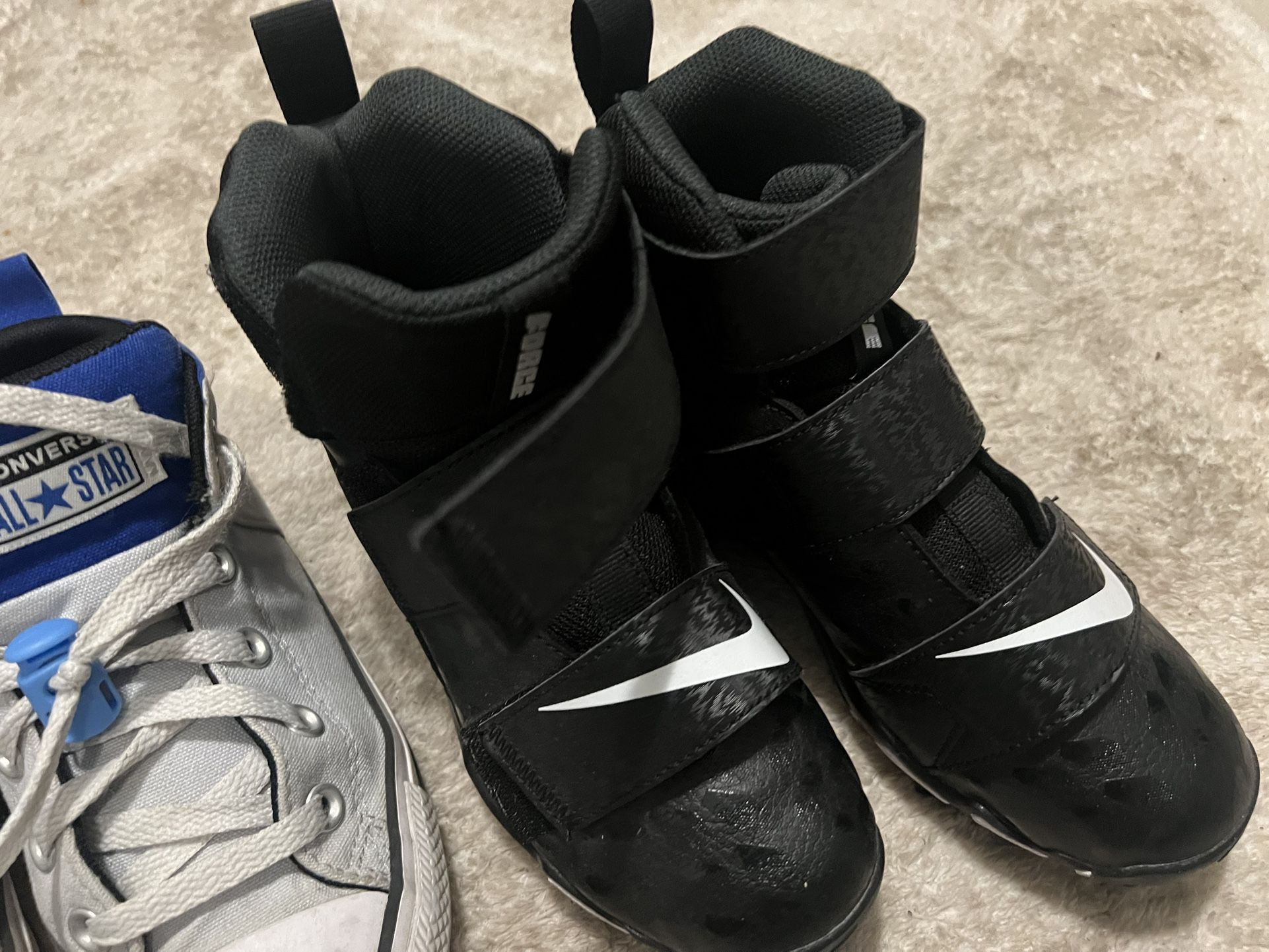 Kids Cleats * Adidas * Nike *NEARLY NEW