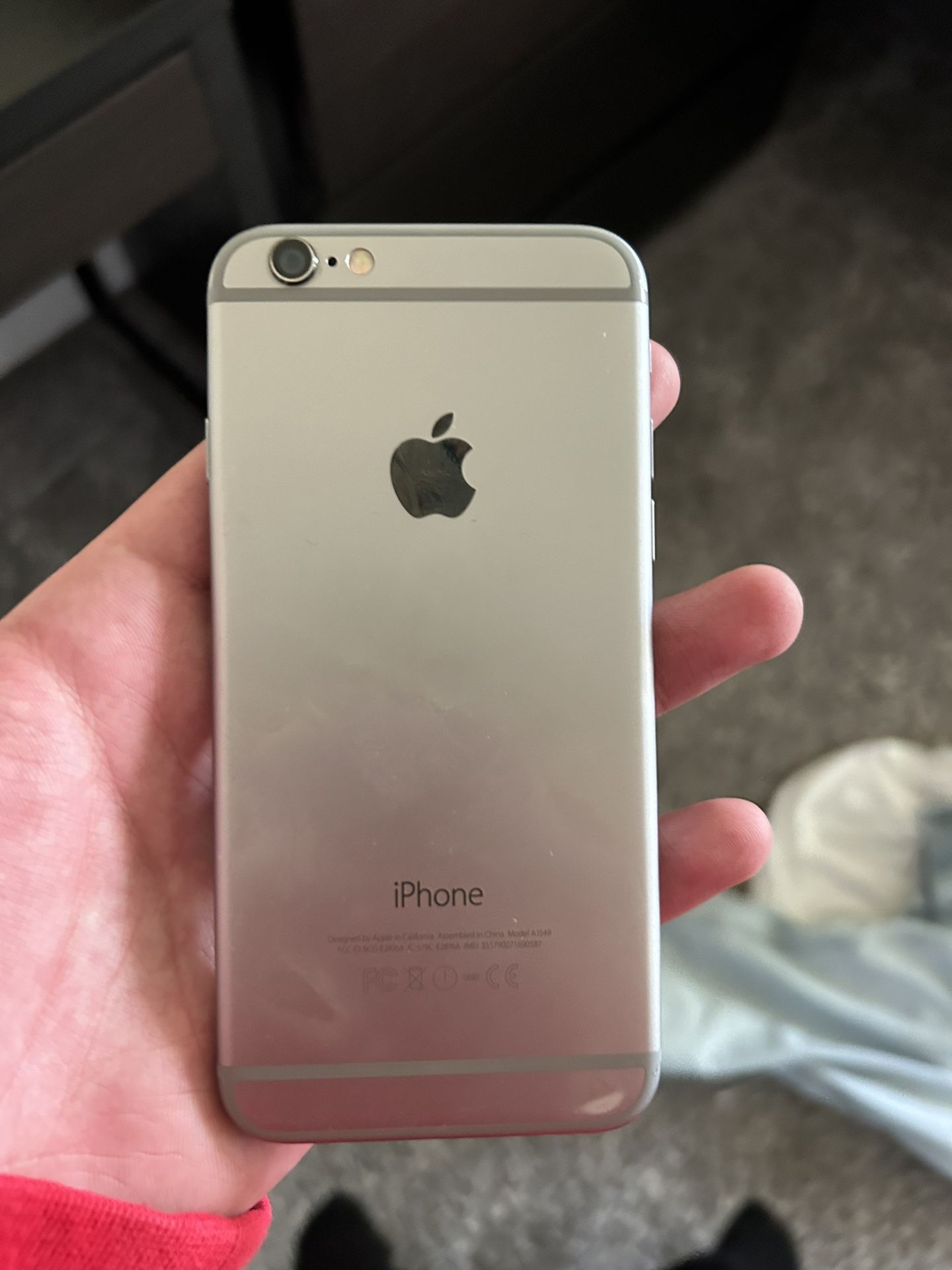 IPhone 7 - Silver Color way 