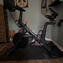 Peloton (1st Gen) 