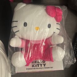 Hello Kitty Pillow N Throw Set