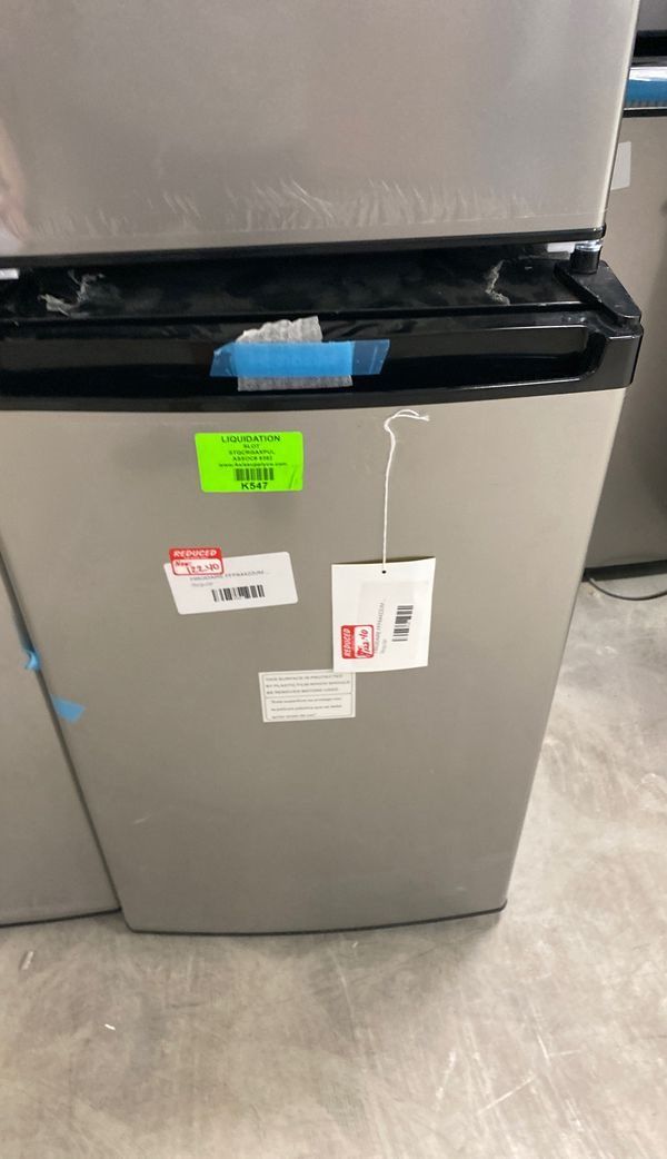 Frigidaire FFPA4422UM mini fridge ‼️‼️‼️ P4