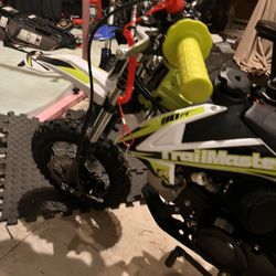 Trailmaster Tm11 110cc Dirtbike