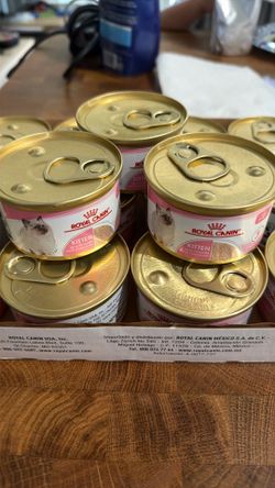 Royal canin cat food