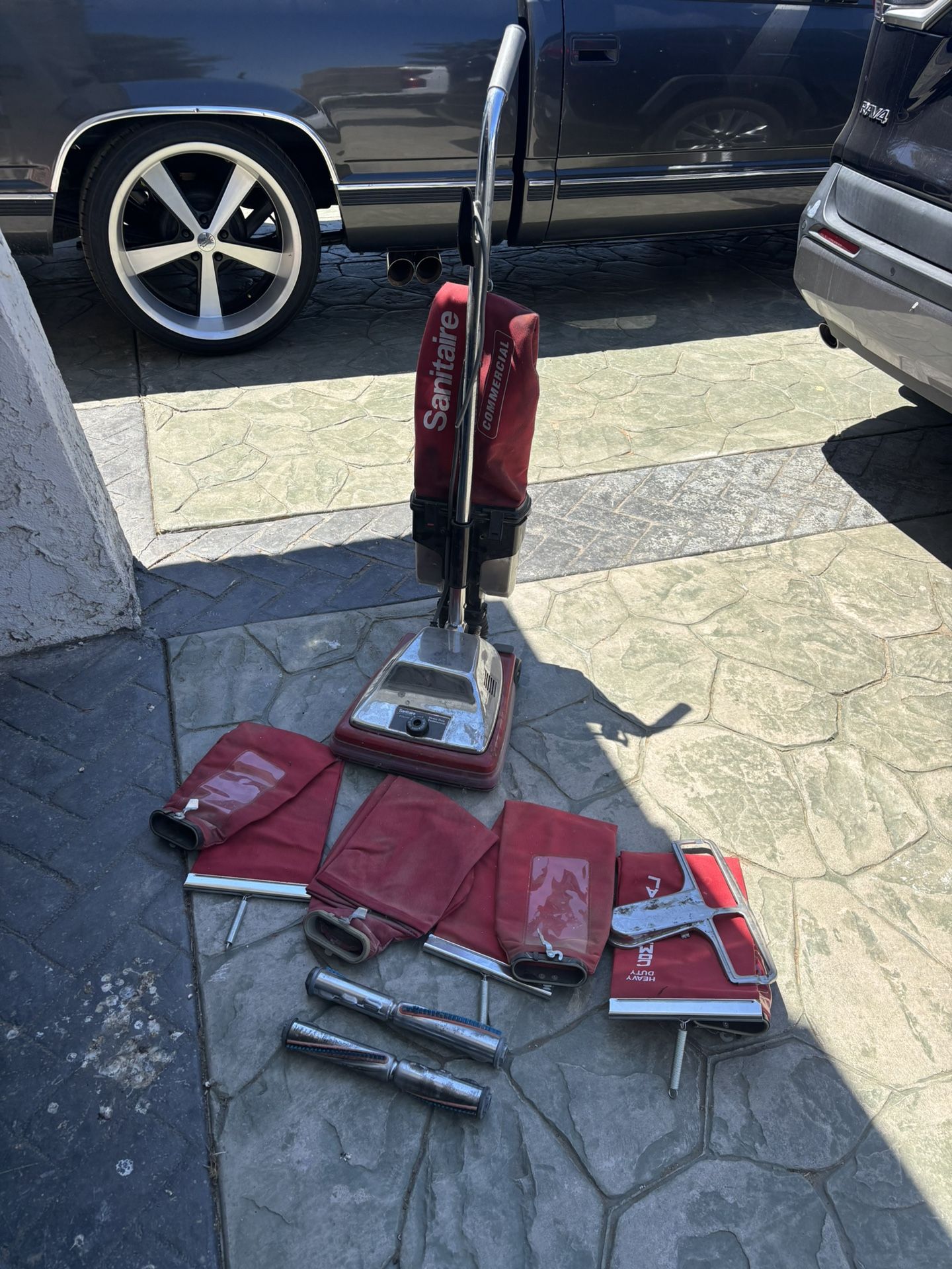 Sanitaire Commercial Vacuum