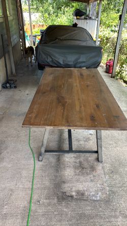 7 x 5 wood table steel base
