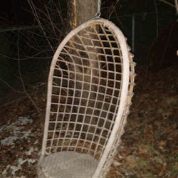 Hanging Wicker Yard Chair 