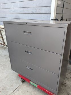 3 Drawer Filling cabinet 42 Inch Wide