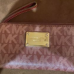Michael Kors Wallet Wristlet
