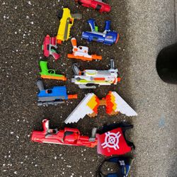 Lots Of Nerf Guns