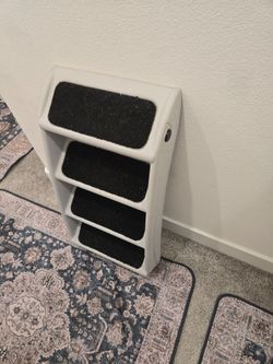 Dog stairs Free