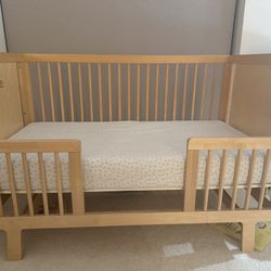 Oeuf Crib+crib Converter + Mattress