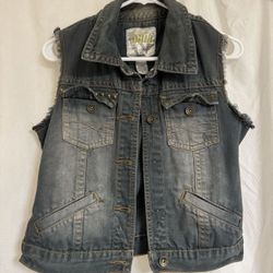 Billabong Denim Vest. Medium. Dark vintage wash. Brass hardware. Country Western Rodeo