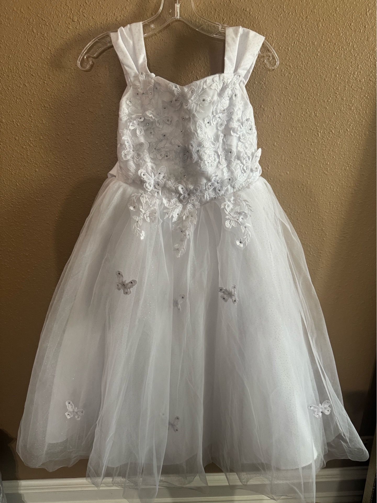 Kids white dress