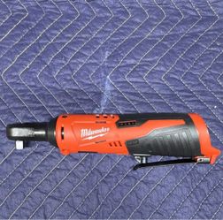 Milwuakee M12 Cordless 3/8” Ratchet - 2457-20