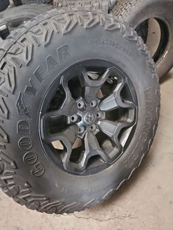 18 trx rims 6 lug 6x139 6x5.5 on used tires 325 65 18