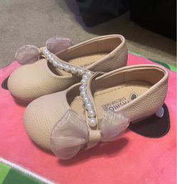 Toddler girl shoes