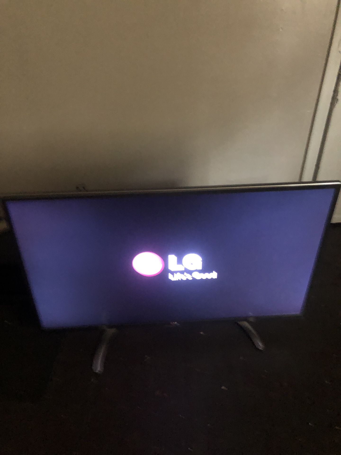 50in And A 55in Lg Flat Screen Tv
