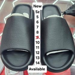 NEW YEEZY SLIDES (BLACK)
