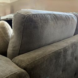 Massive Sectional Couch With Ottoman