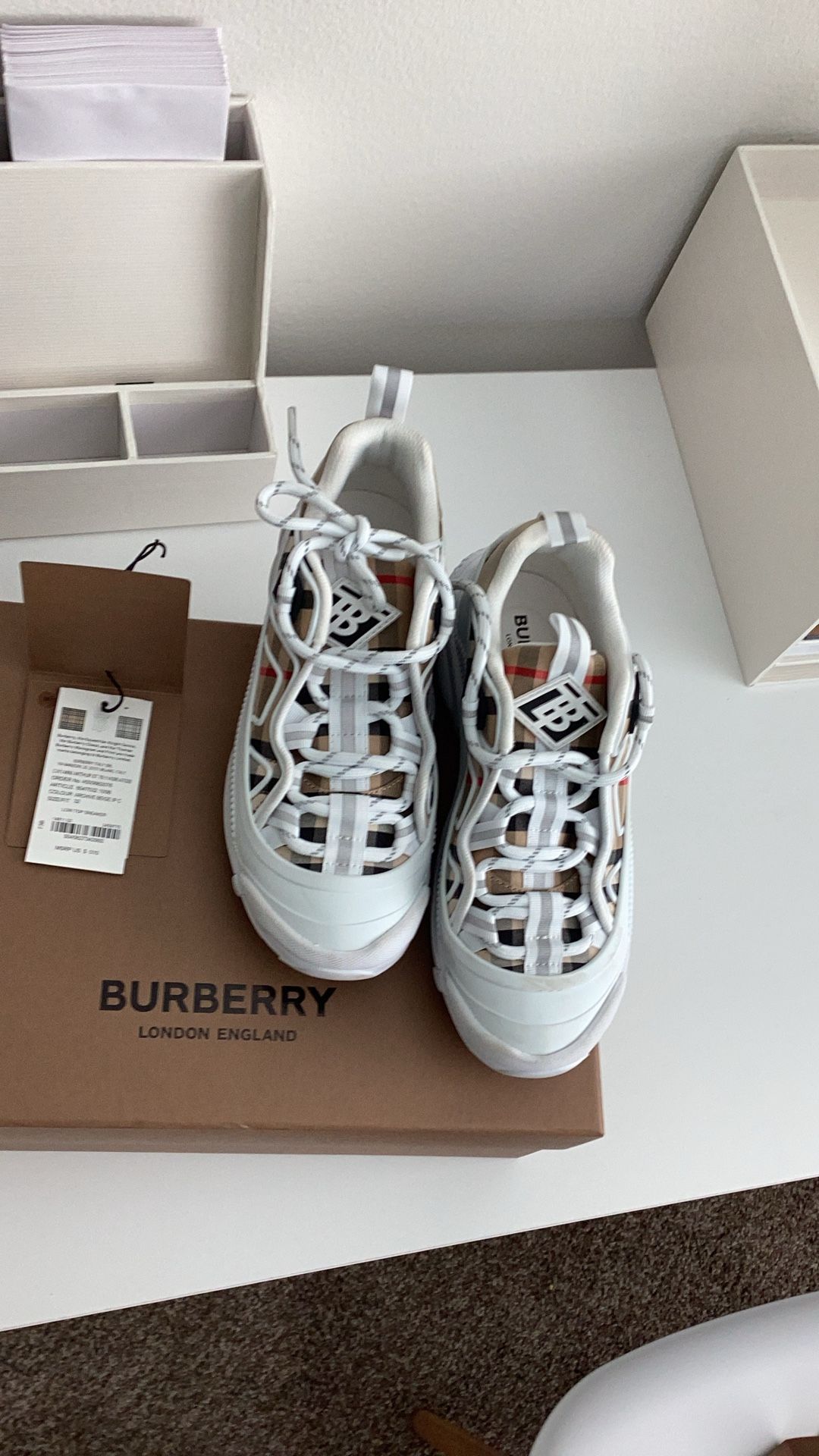 Burberry Snickers