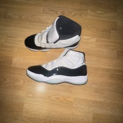 Jordan Concord 11’s Size 11.5