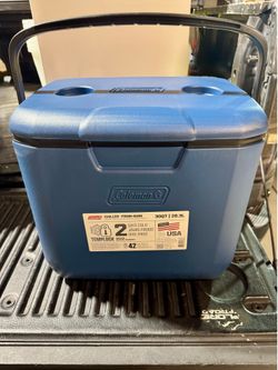 Coleman Chiller 30-qt. Portable Cooler/ hielera   **NEW**