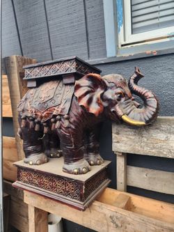 Decorative elephant