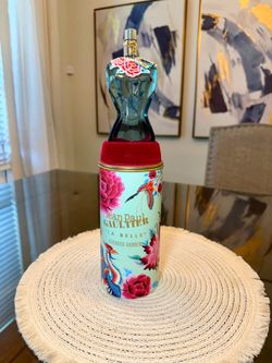 Women perfume