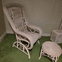 White Wicker Rocking Chair With Ottoman