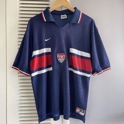 Vintage Nike USA USMNT Claudio Reyna #10  96-97 Away Jersey Men’s M