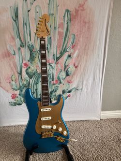 Squier Stratocaster Electric Guitar Lake Placid Blue