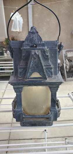 Victorian Style, Vintage Cast Iron Birdhouse Bird feeder