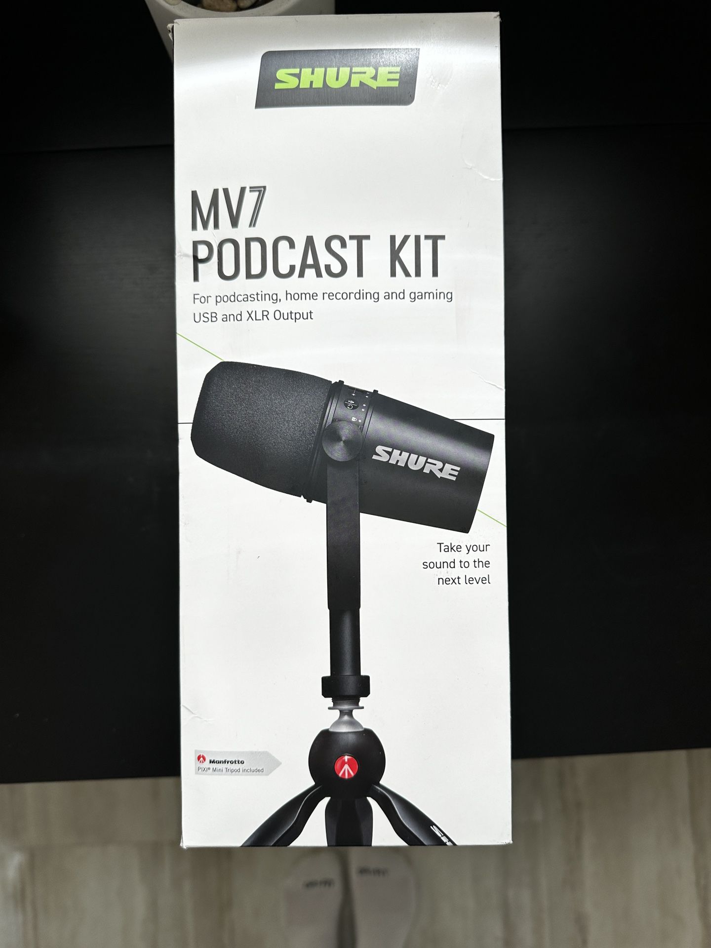 Shure MV7 USB Microphone for Podcasting, Recording, Live Streaming & Gaming
