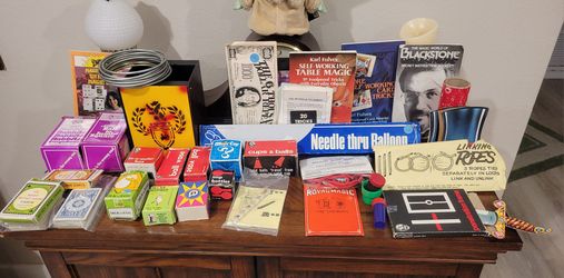 Magic set wirh 4 Additional Books with more Tricks