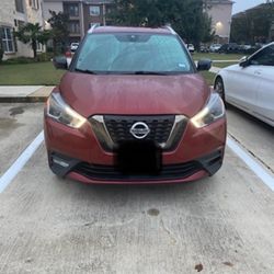 2020 Nissan Kicks SR
