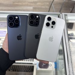 iPhone 15 Pro Max 256GB Unlocked