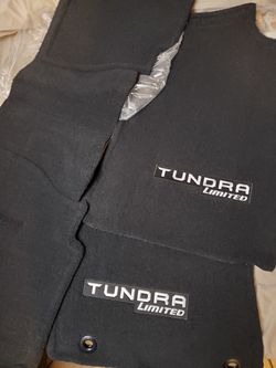 Toyota Tundra OEM floor mats 14'-19'