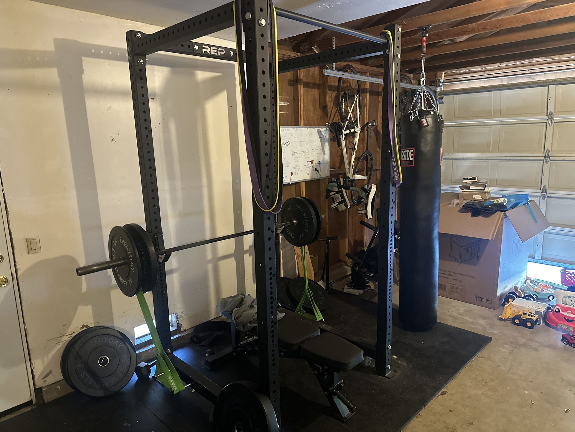 Rep Fitness Squat Rack Texas Barbell 395lbs Weight + More