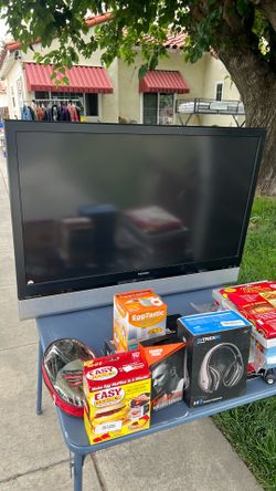 40 inch TV