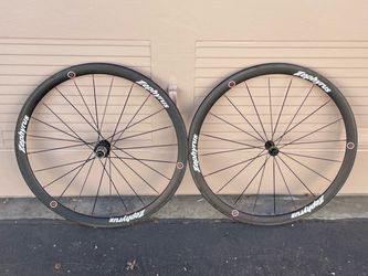Zephyrus Carbon Fiber Road Bike Wheelset 700c Clincher