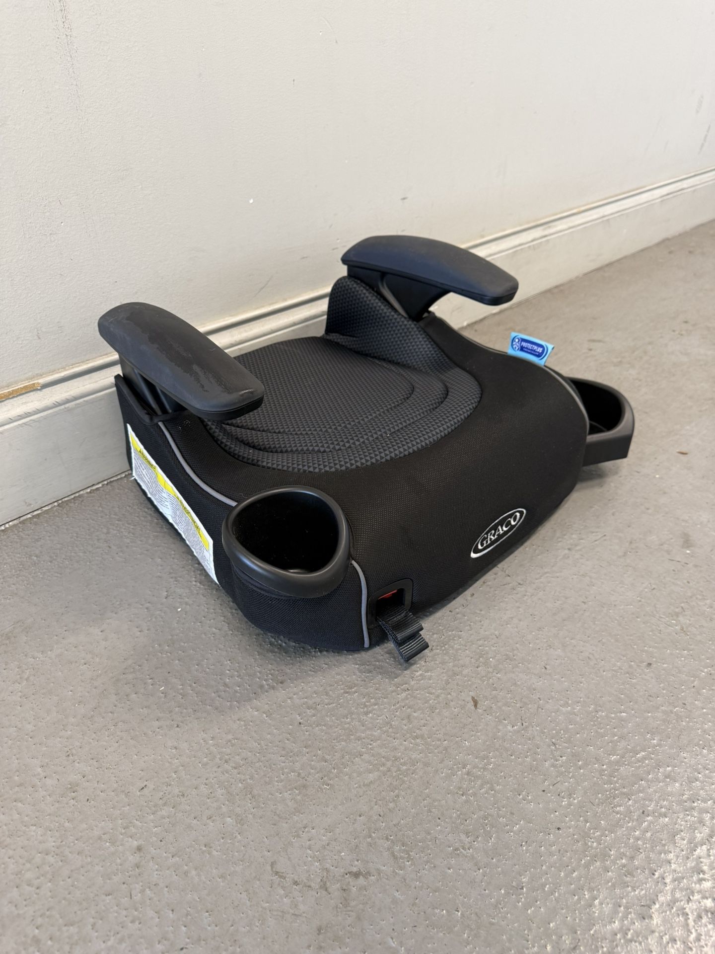 GRACO TurboBooster LX Backless Booster Car Seat EXPIRES IN 2032 (Good condition) PICK UP IN CORNELIUS