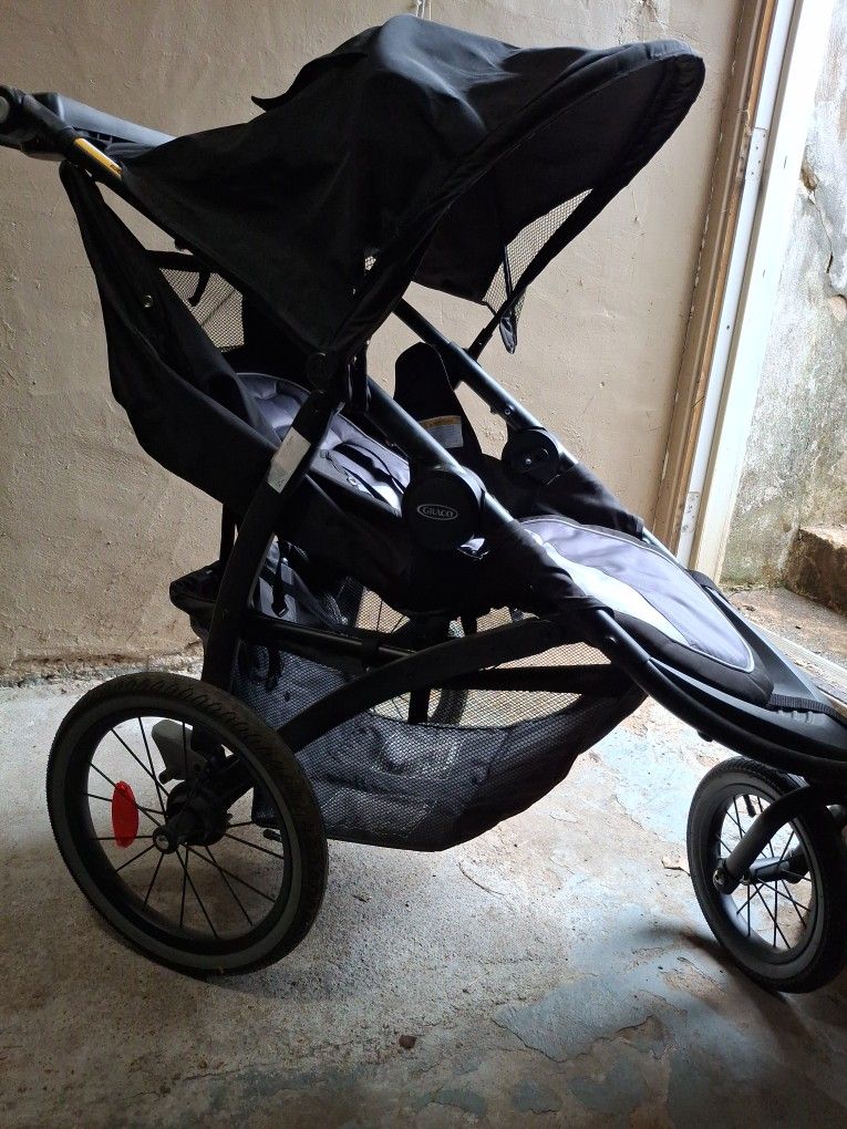 Brand New Grayco Jogger Stroller