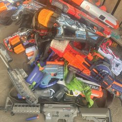 Lots Of Nerf Guns 