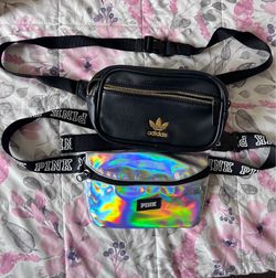 2 fanny bags like new