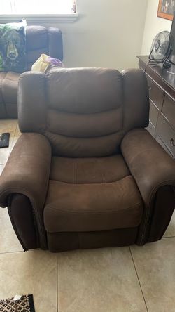 Extra wide XL Recliner