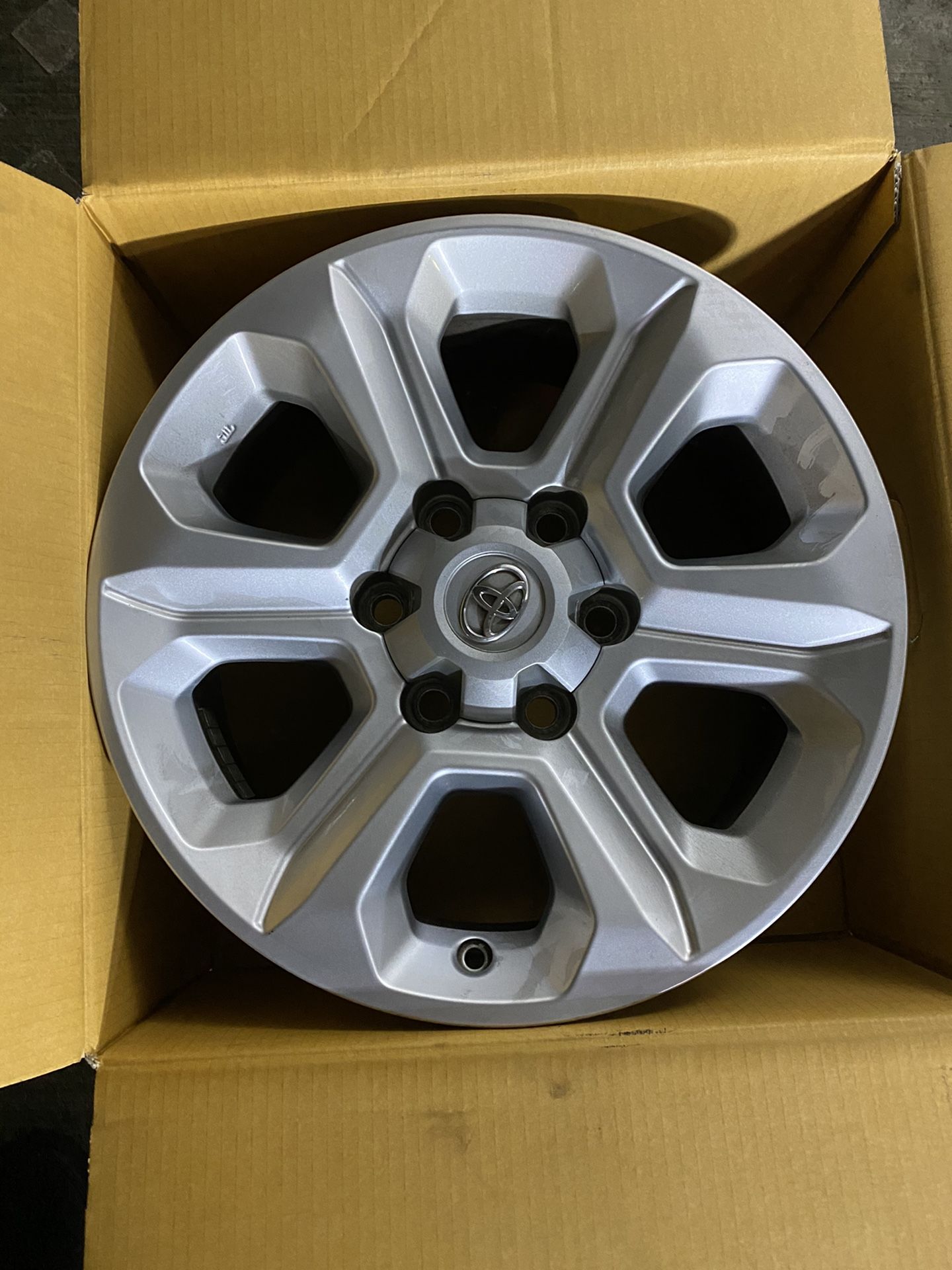 2015 17 inch 4Runner rims