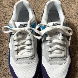 Nike women’s Air Max Correlate “ Club Purple” sneakers
